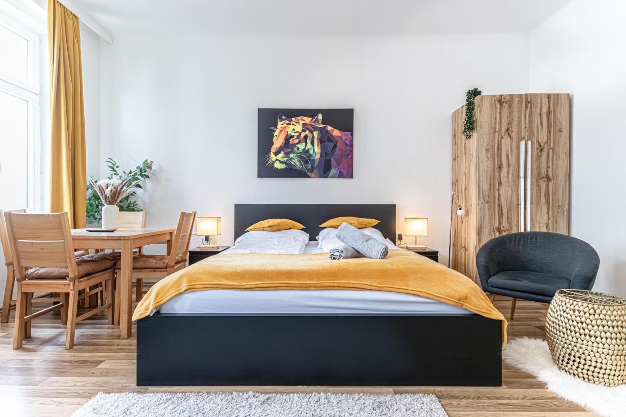 Explore Vienna: 1Br Retreat Near Westbahnhof 아파트 외부 사진