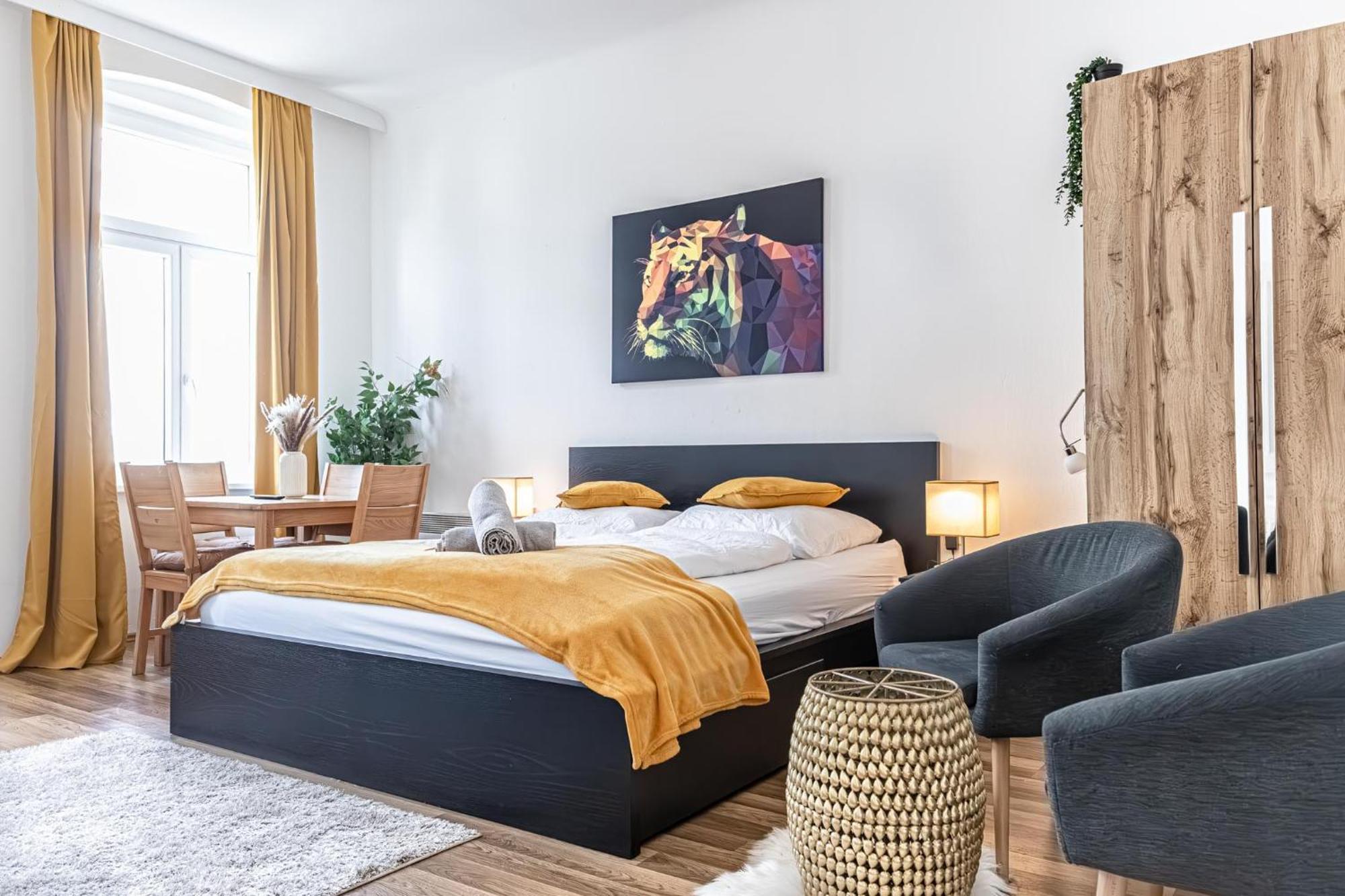 Explore Vienna: 1Br Retreat Near Westbahnhof 아파트 외부 사진