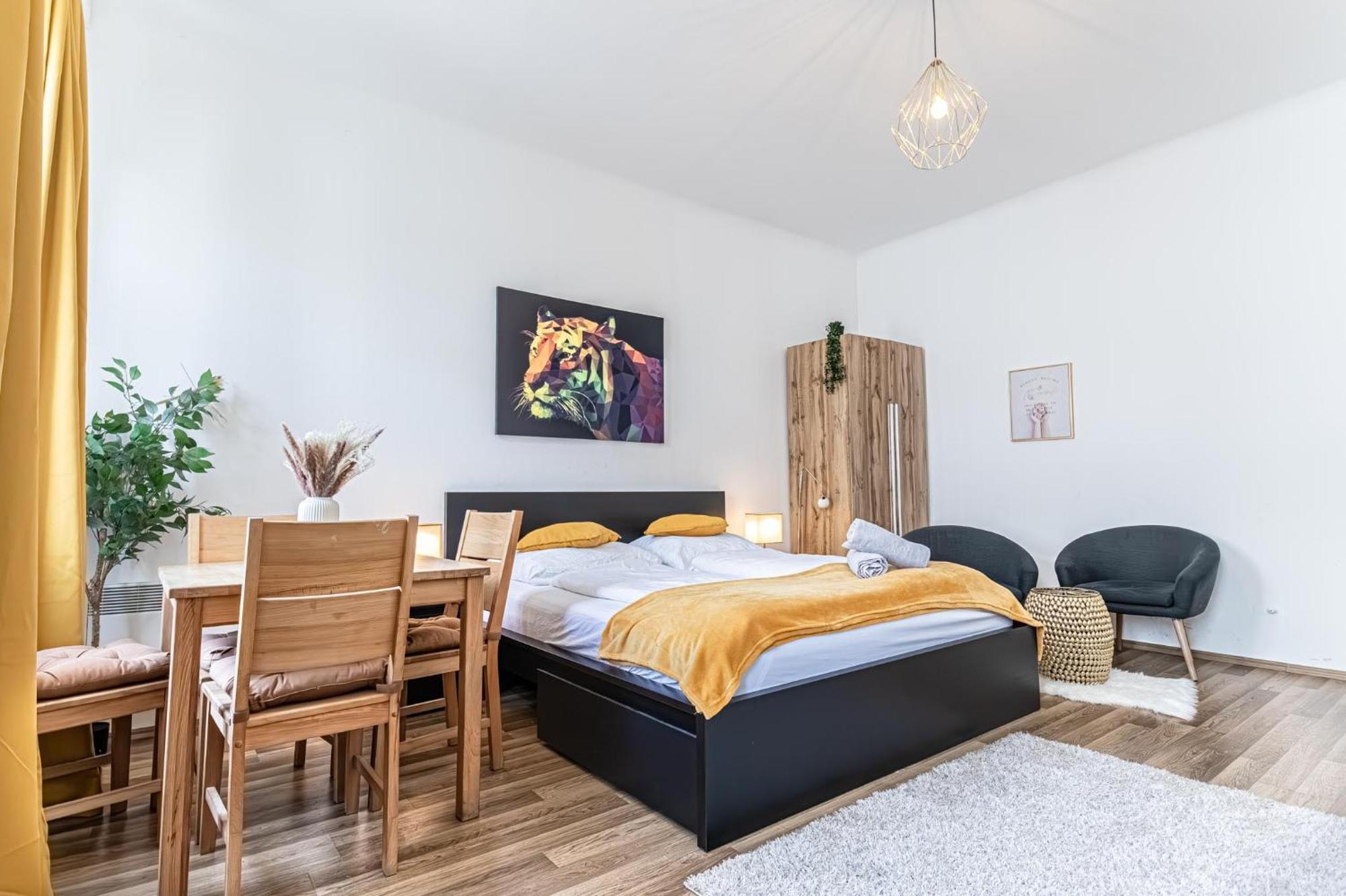 Explore Vienna: 1Br Retreat Near Westbahnhof 아파트 외부 사진