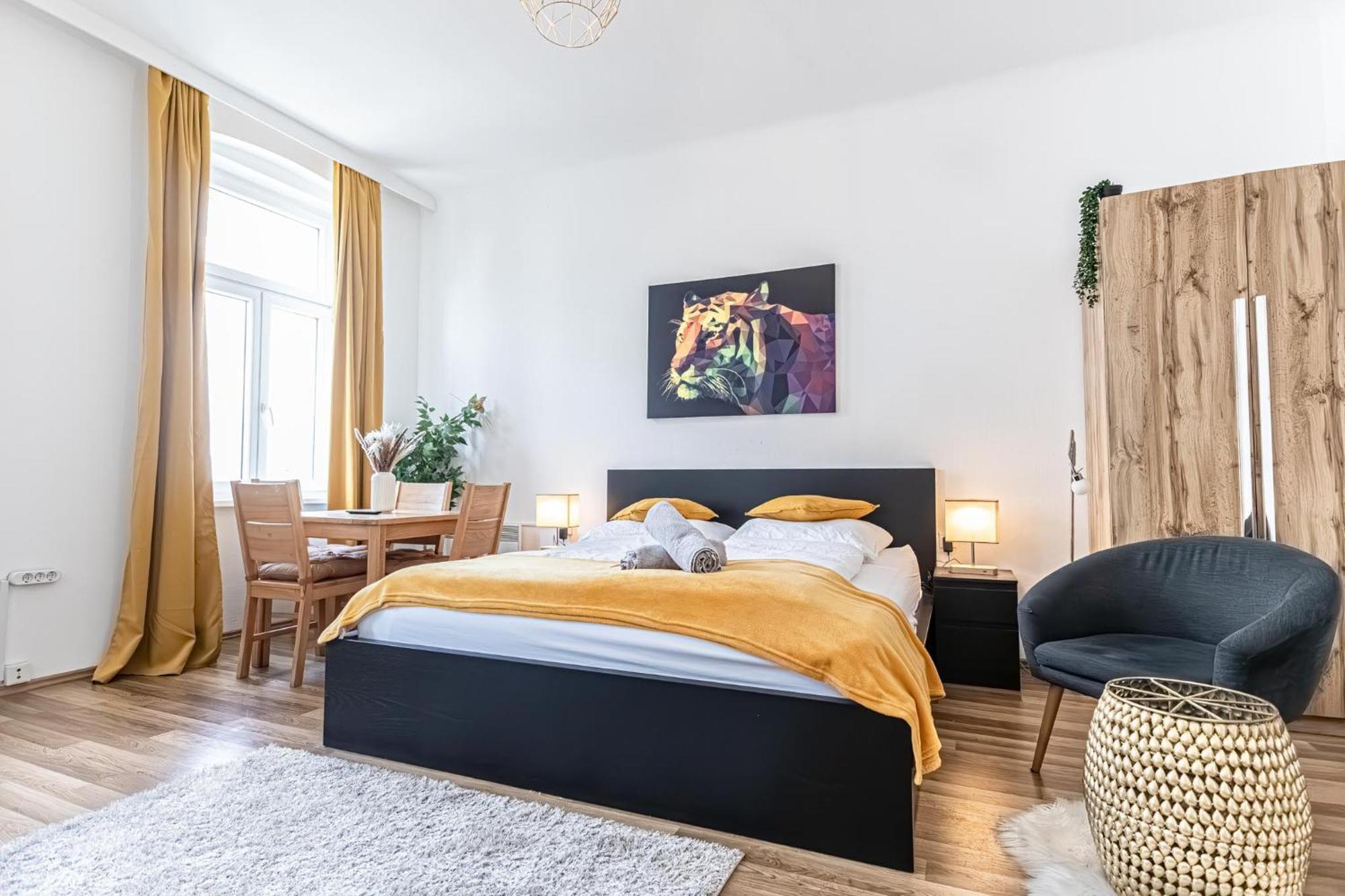 Explore Vienna: 1Br Retreat Near Westbahnhof 아파트 외부 사진